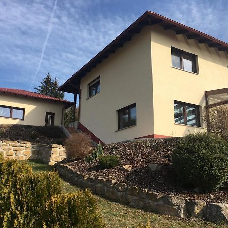 Haus Am Wald Lägenhet Wasungen Exteriör bild
